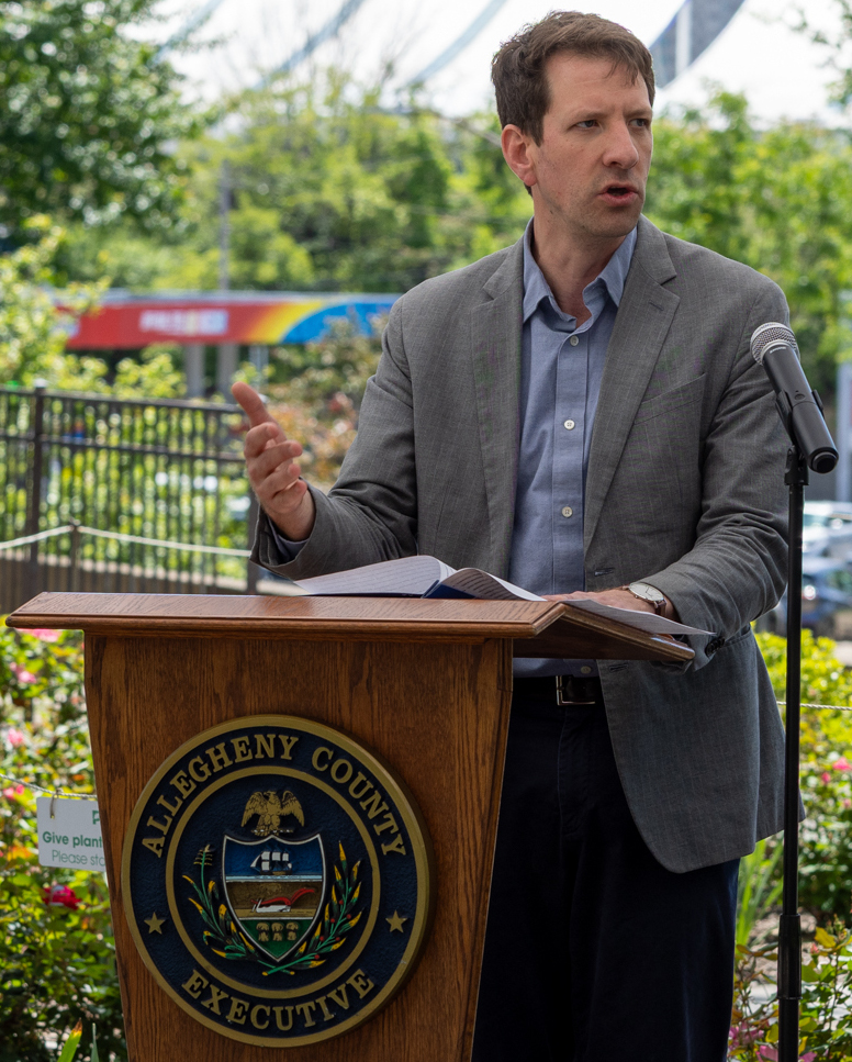 Alex Jutca speaking at Seeds of Wellness 2026